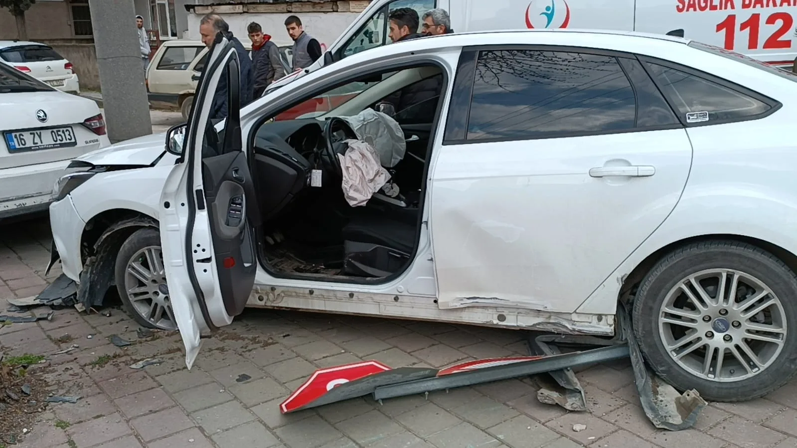 İnegöl’de gençler ölümden döndü