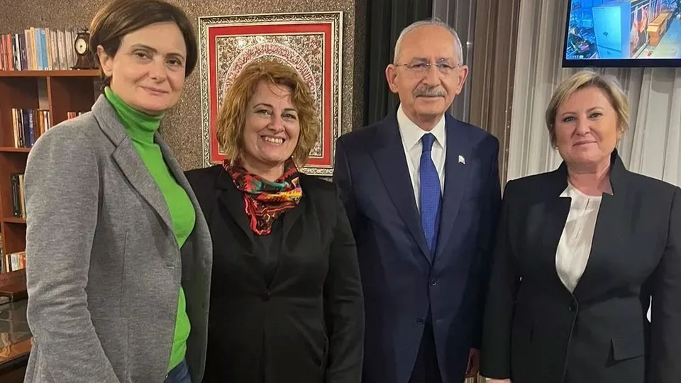 Kılıçdaroğlu'ndan tepki çeken poz! sosyal medyada gündem oldu