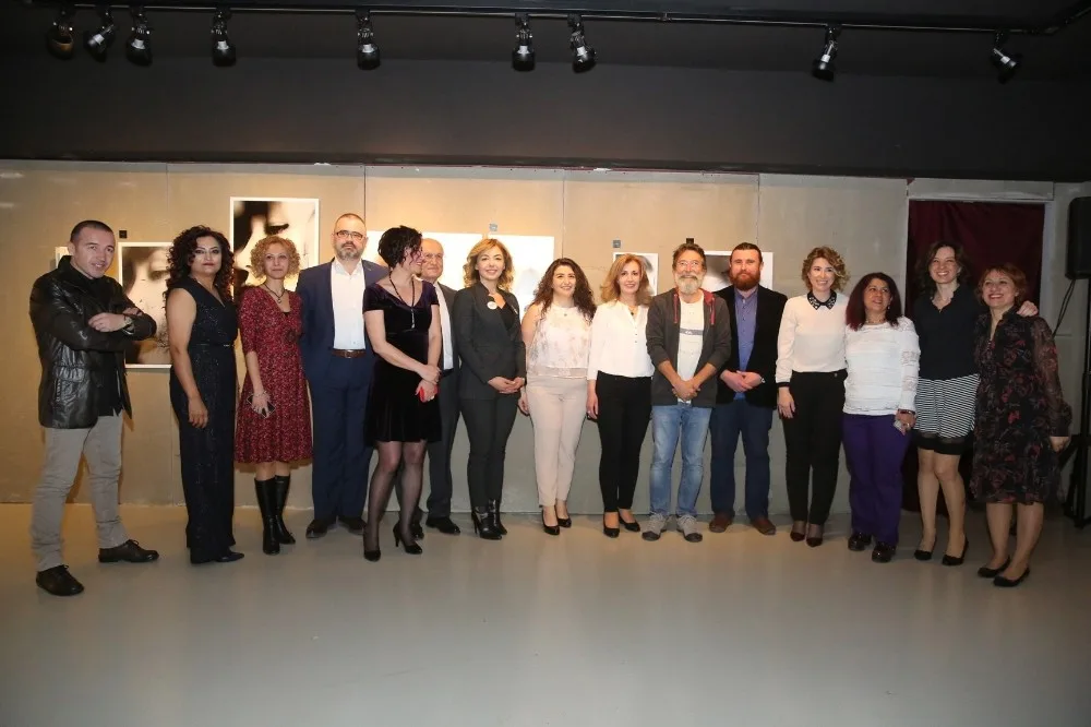 Kibrit Çöpleri Edebiyat Ve Fotoğrafı Bir Araya Getirdi