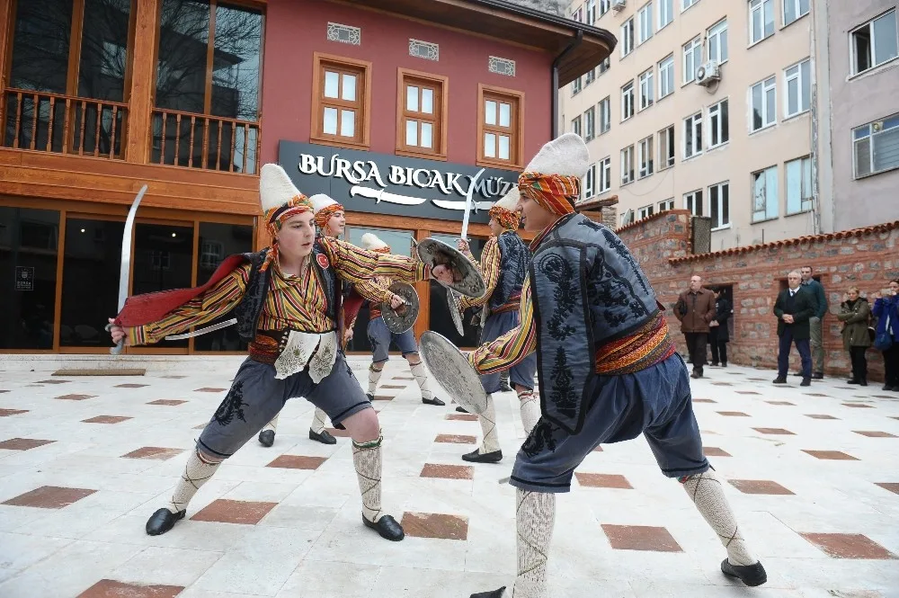 Kılıç Kalkandan 100. Yıla Özel Gösteri