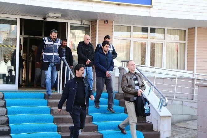 Kırıkkalede Fetöden Gözaltına Alınan 4 Polis Tutuklandı