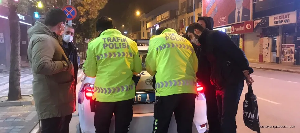 Kısıtlamayı ihlal eden kişi polisi tehdit etti; “Ben boş adam değilim. Bu cezayı bozdururum”