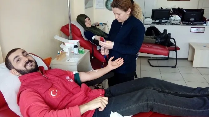 Kızılayın Çağrısına Gençler Duyarsız Kalmadı