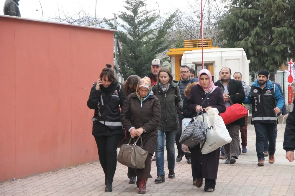 Kocaelide 5 Öğretmen Fetöden Tutuklandı