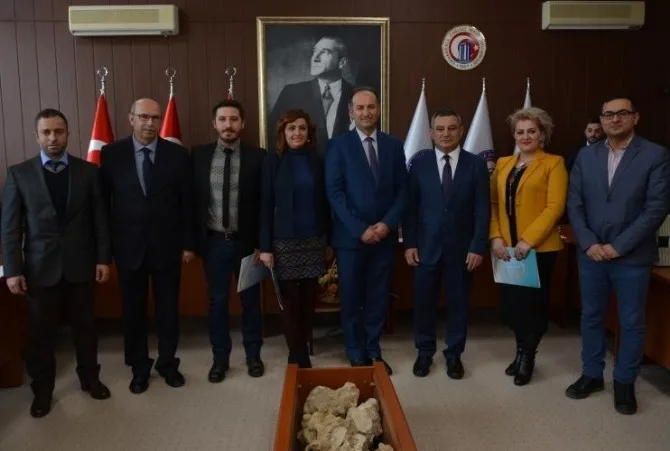 Kosovalı Akademisyenlere Sertifika Programı Düzenlendi