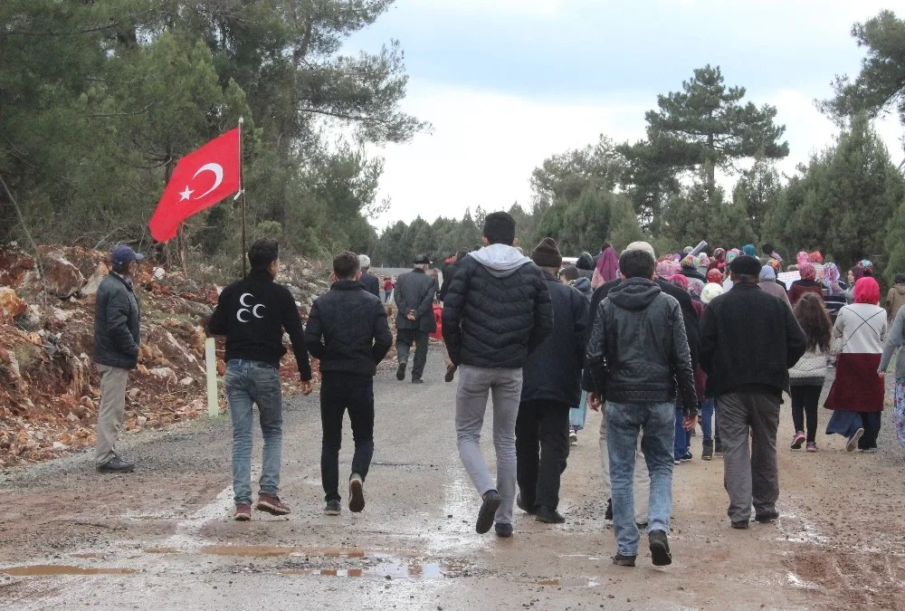Köylü Çocuklar: Zehir Solumak İstemiyoruz