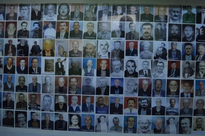 Köylüler Panoda Yaşıyor