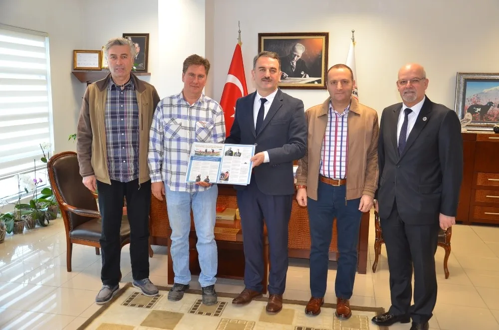 Kürek Çekerek Yunanistana Gidecekler