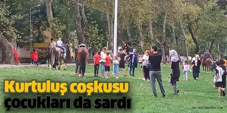 Kurtuluş coşkusu çocukları da sardı