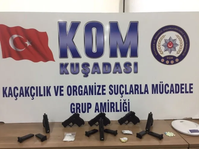 Kuşadasında Silah Kaçakçılığı Operasyonu