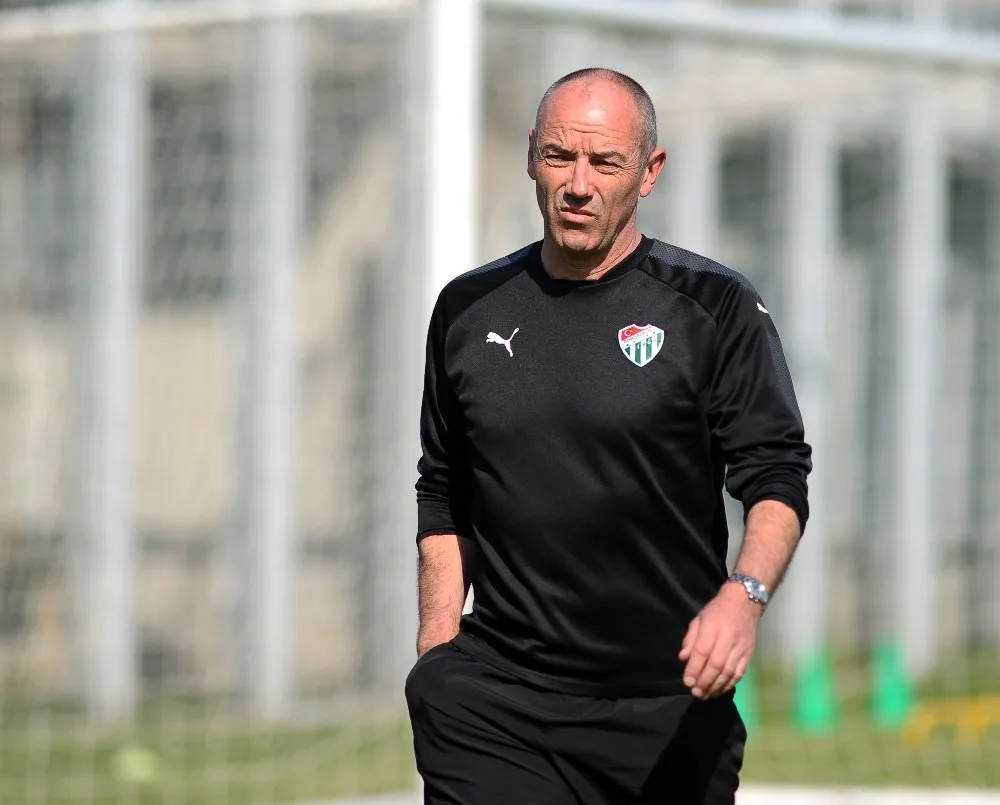 Le Guen: Sow İlk 11E Girecek Durumda Değil