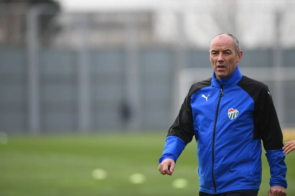 Le Guen: “Sowun Durumu Bizim İçin Sorun Oluşturuyor”