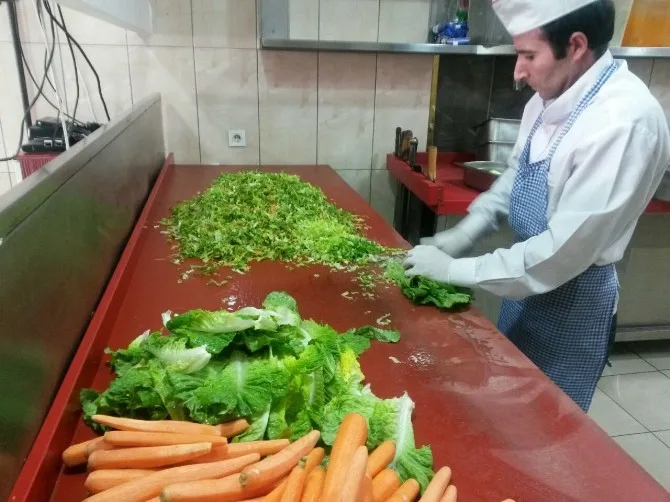 Lokantacılar Fiyatı Yükselen Domatesi Salatadan Çıkardı