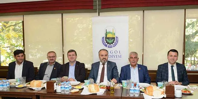 MUHTARLAR DEVLETiN VATANDAŞA UZANANA EN SICAK ELi