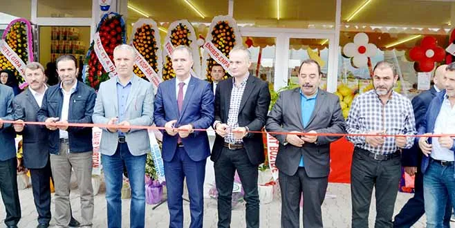 BAKKOP 2. ŞUBESiNi KOZLUCA YOLUNDA AÇTI