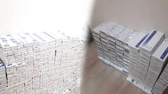 DURDURULAN TIR'DAN 11 BİN 500 PAKET KAÇAK SİGARA ÇIKTI