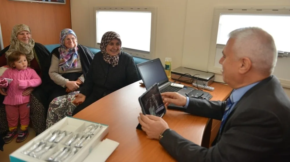 Maksempınarda Yüzler Nilüfer İle Gülüyor
