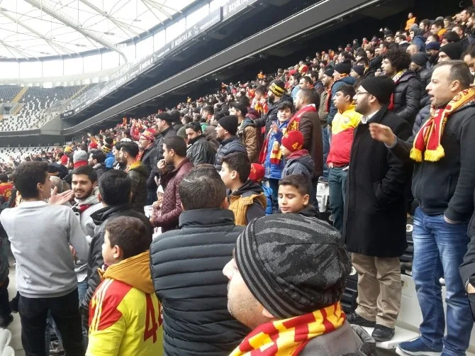 Mastöbden Evkur Yeni Malatyaspora İstanbulda Tribün Desteği