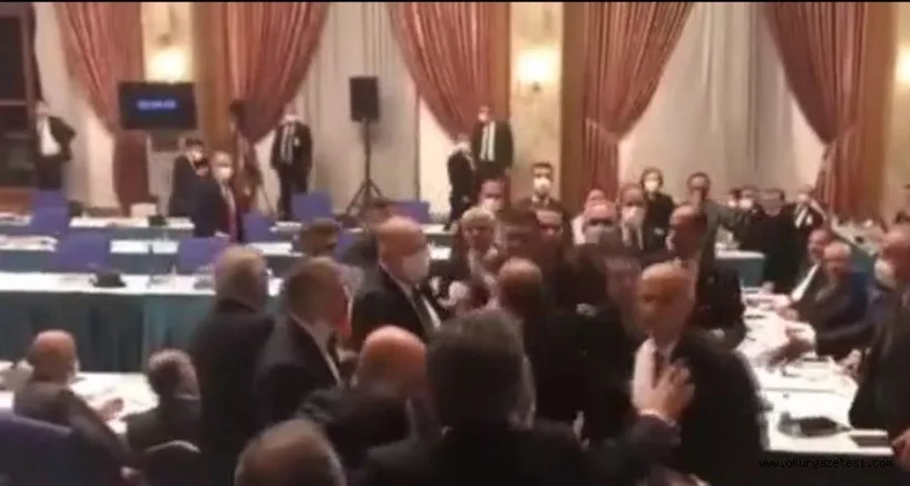 MHP'Lİ VEKİLLER AYAKLANDI HDP'LİLER KAÇTI
