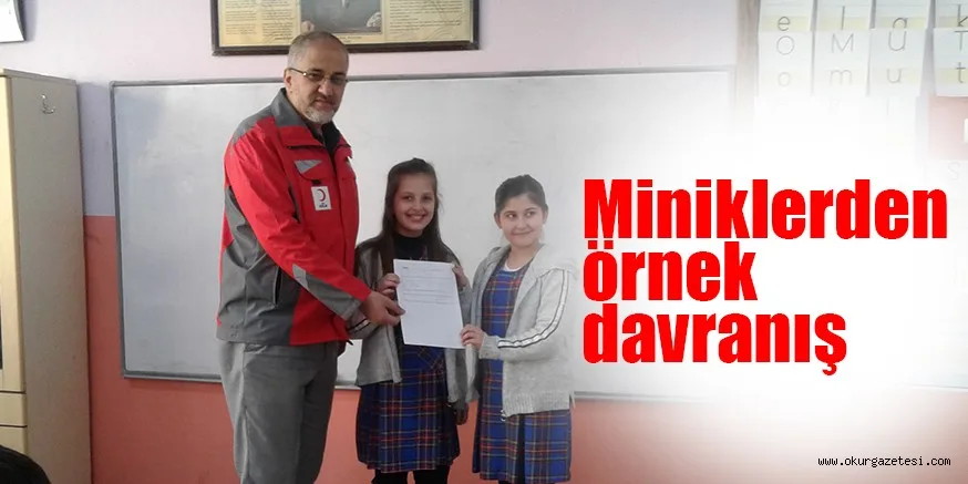 MİNİKLERDEN DEPREMZEDELERE YARDIM