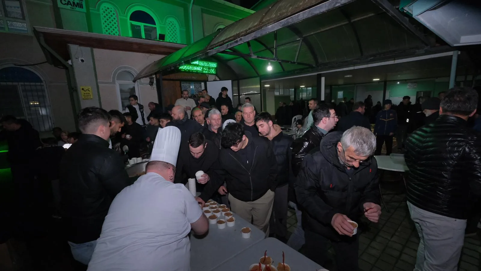 İnegöl’de helva kazanları Miraç Kandili için kaynadı