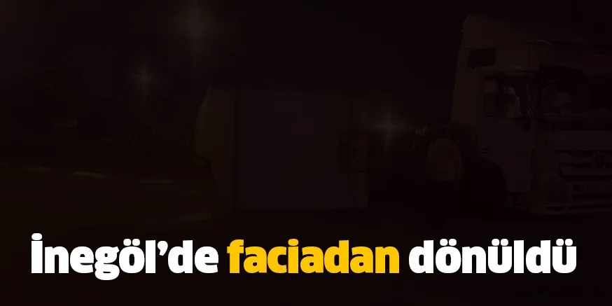 Mobilya yüklü tırın dorsesi yan yattı