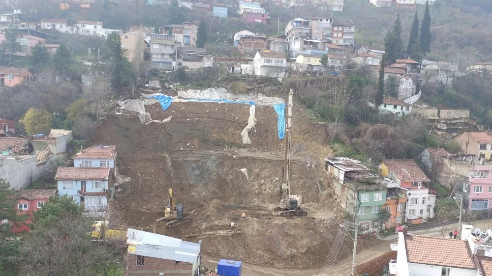 Mollaarapta Fore Kazık Çalışmaları Hızlandı
