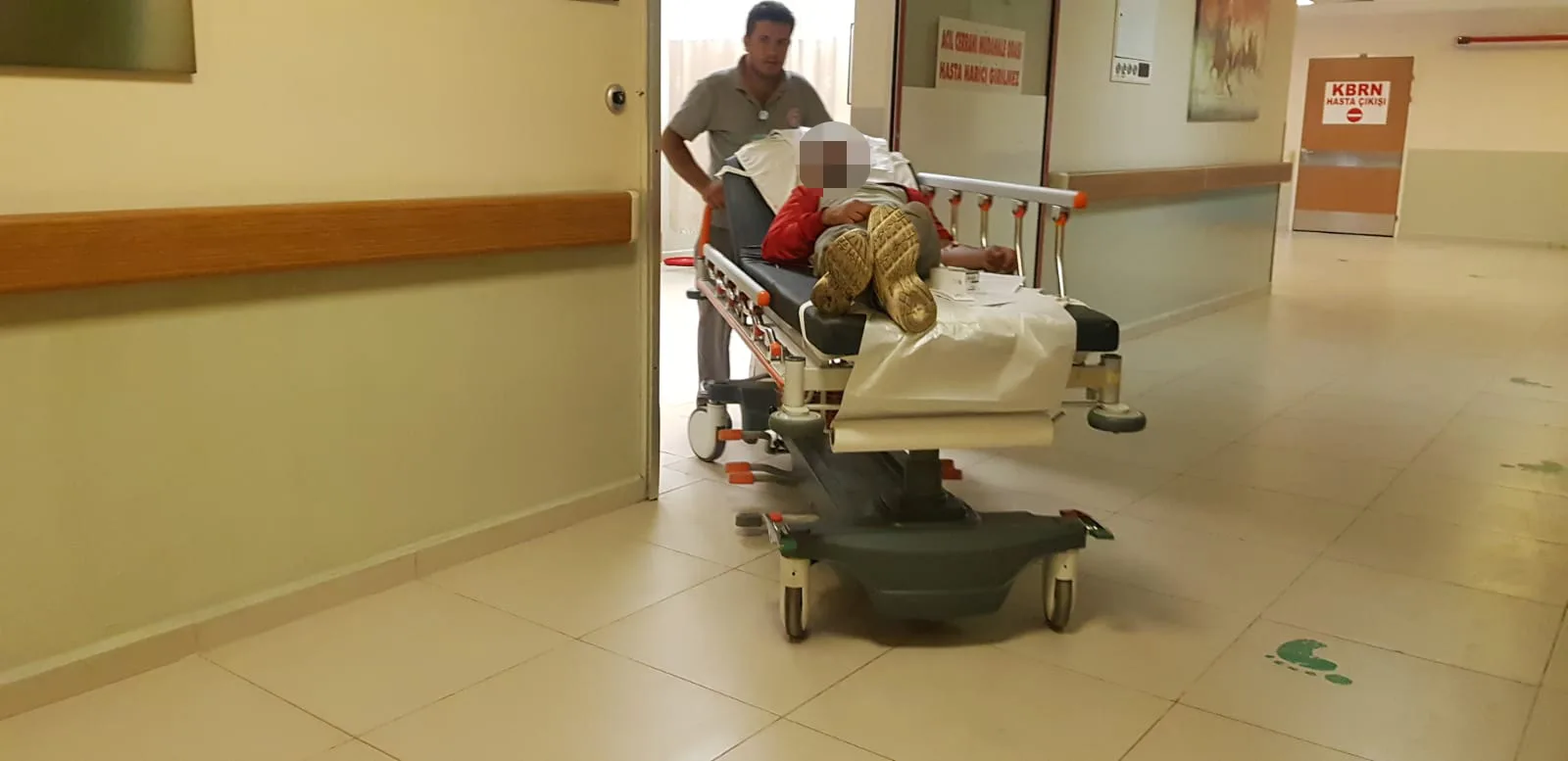 Otomobil ile çarpışan motosikletin sürücüsü yaralandı