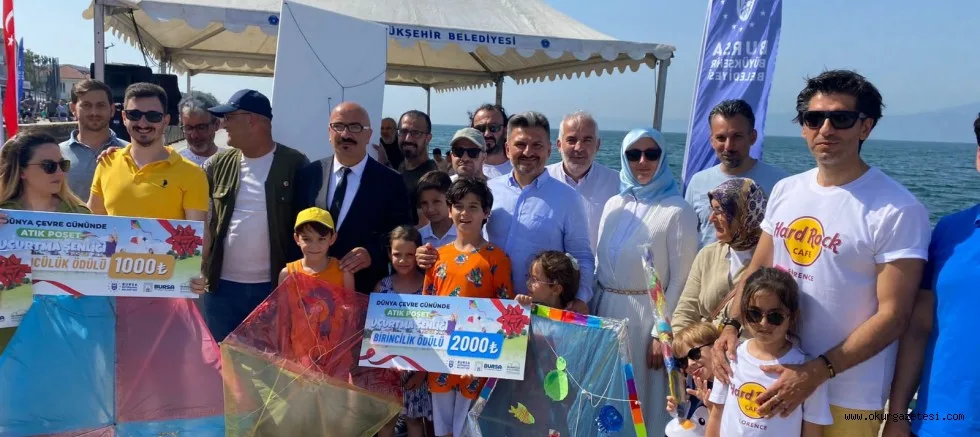 Mudanya semalarında atıklar uçtu