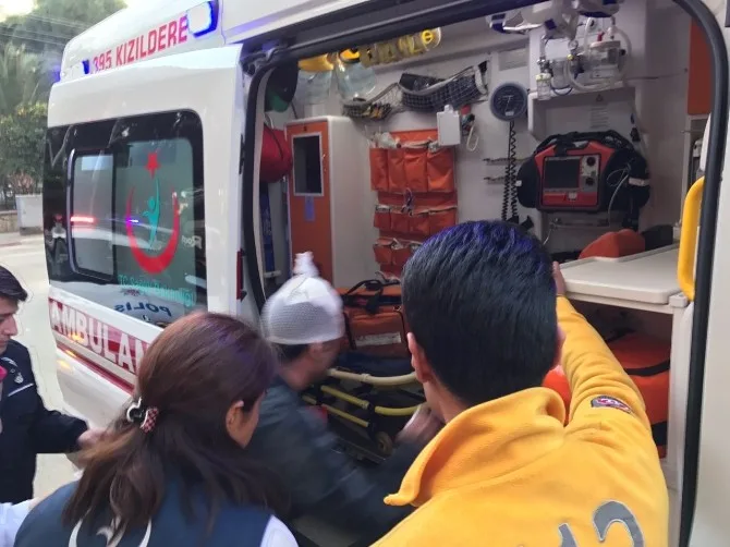 Nazillide Cam Şişeli Kavga: 1 Yaralı