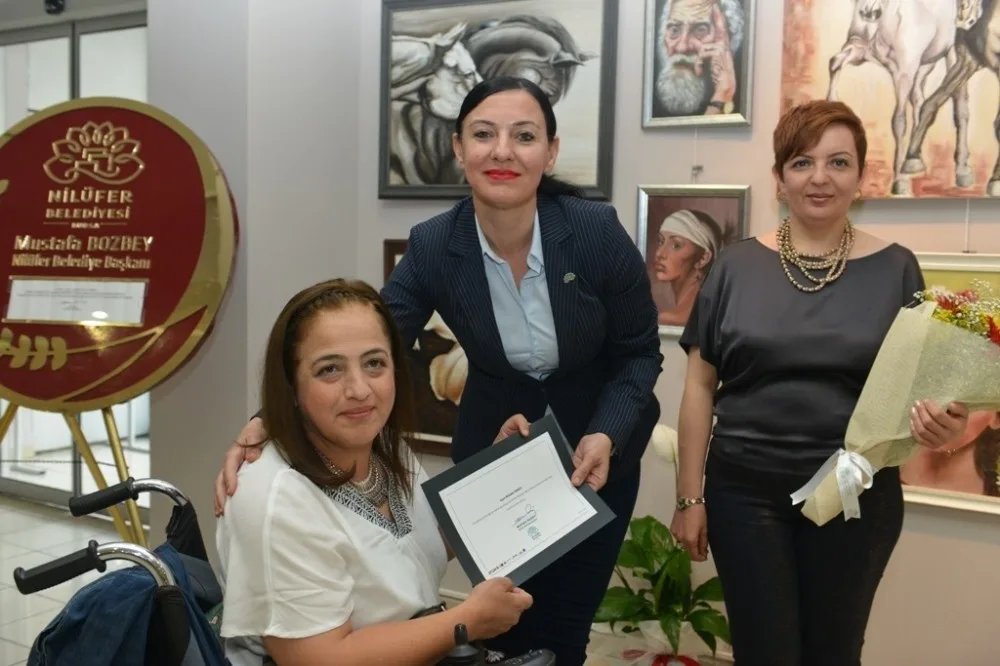 Nilüfer Belediyesi Sanat Atölyelerinden Yıl Sonu Sergisi