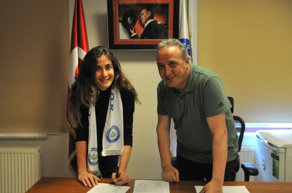 Nilüfer Transfer Hız Kesmiyor