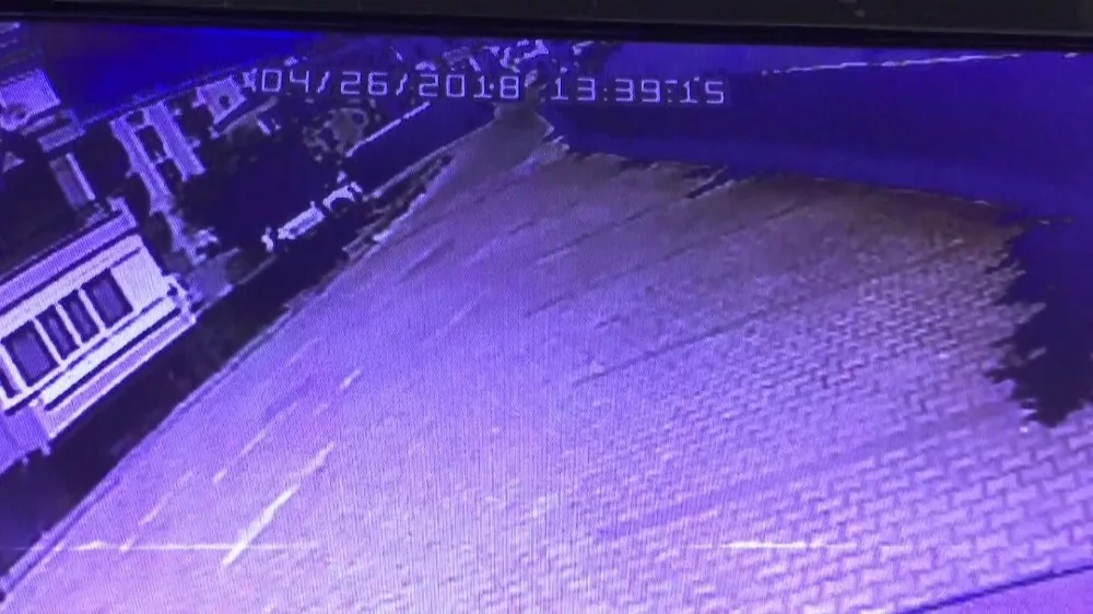 Öğrenci Ve İşçi Servisinin Çarpışma Anı Güvenlik Kamerasına Yansıdı