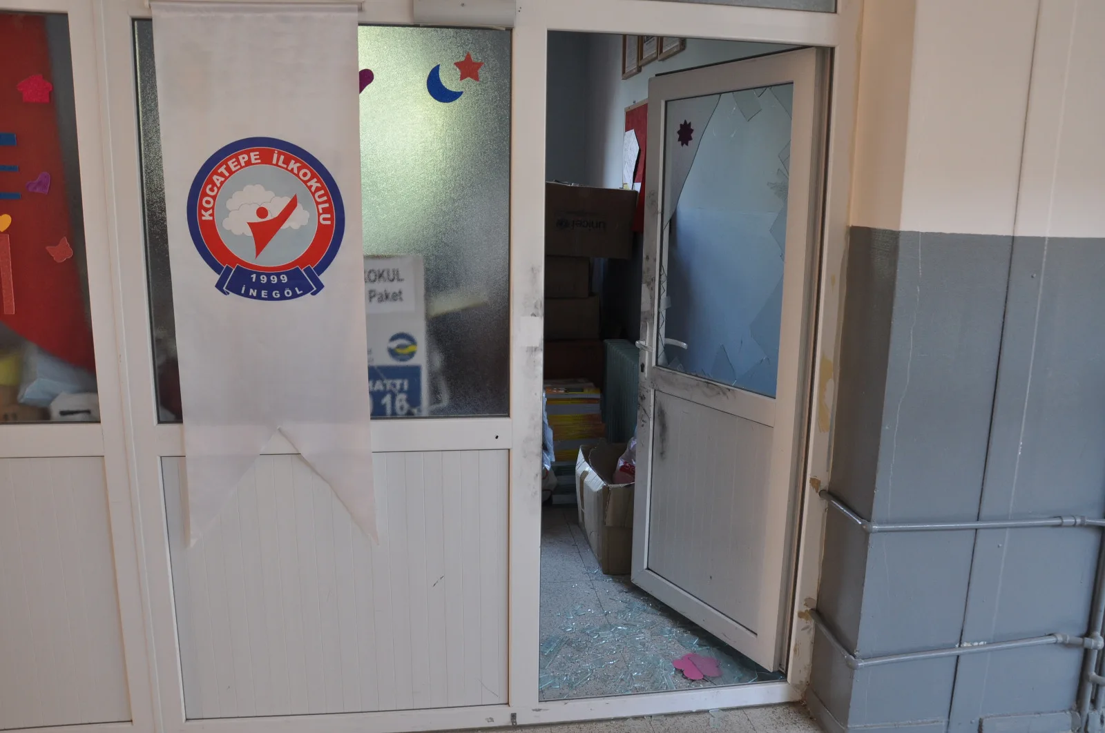 Kocatepe Ortaokulu'nda hırsızlık
