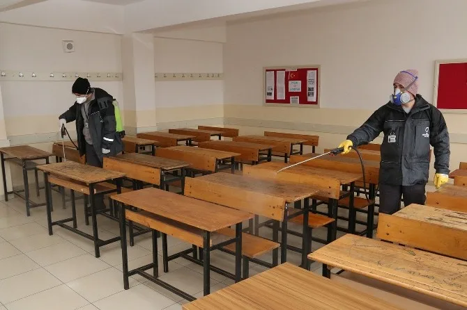 Orduda Okullar İlaçlanıyor
