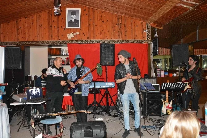 Ortacada Cem Karaca Ve Barış Manço Anıldı