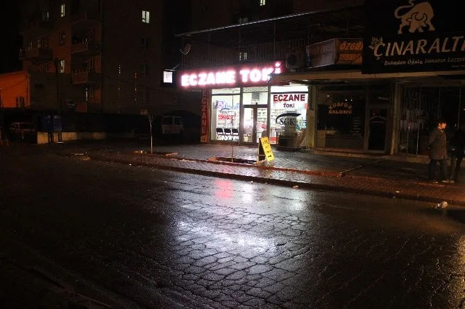 Ortağına 7 El Ateş Etti, Ardından Üzerinden Arabayla Geçti