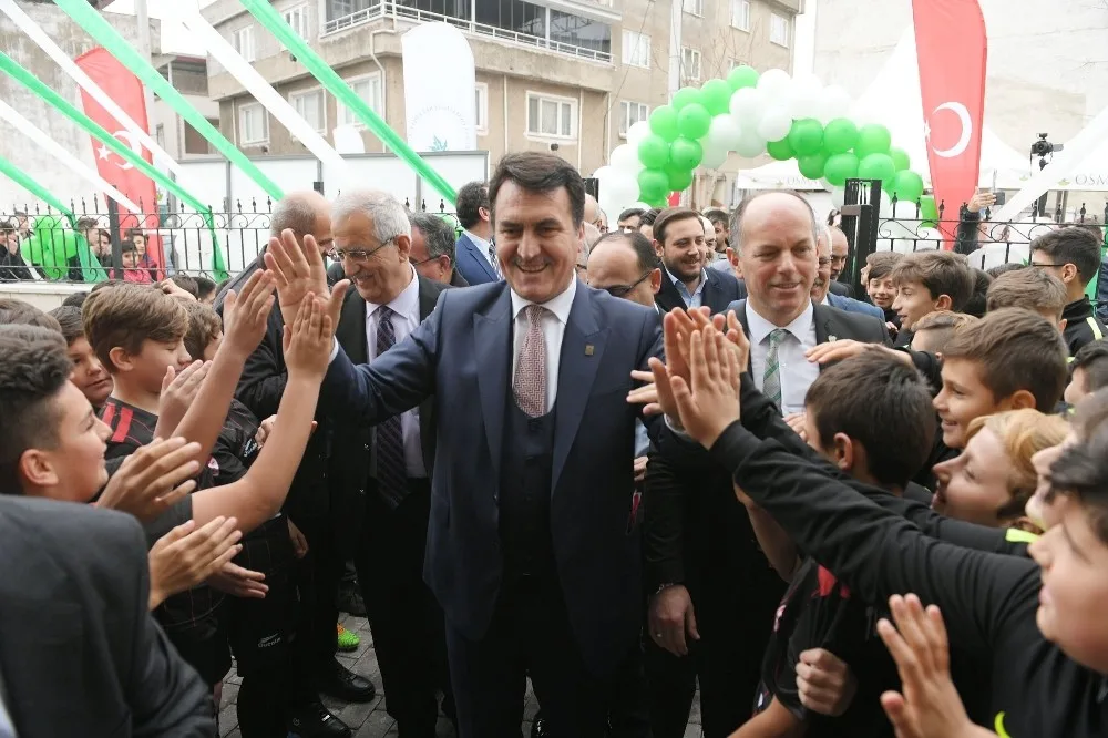Osmangaziden Spora Ve Sporcuya Bir Destek Daha