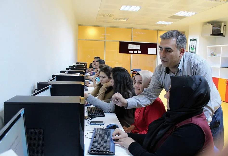 Osmekle Web Dünyasını Öğreniyorlar