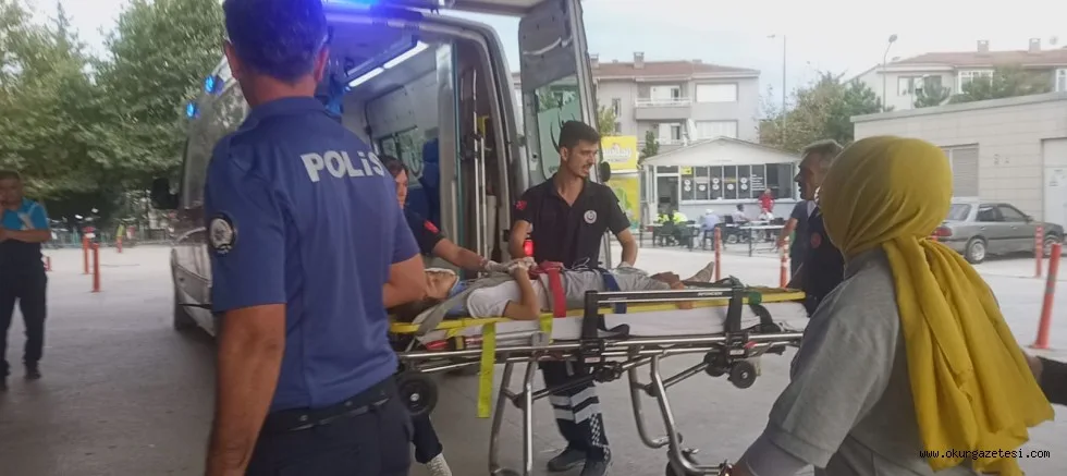 Otomobilin çarptığı 10 yaşındaki çocuk ağır yaralandı