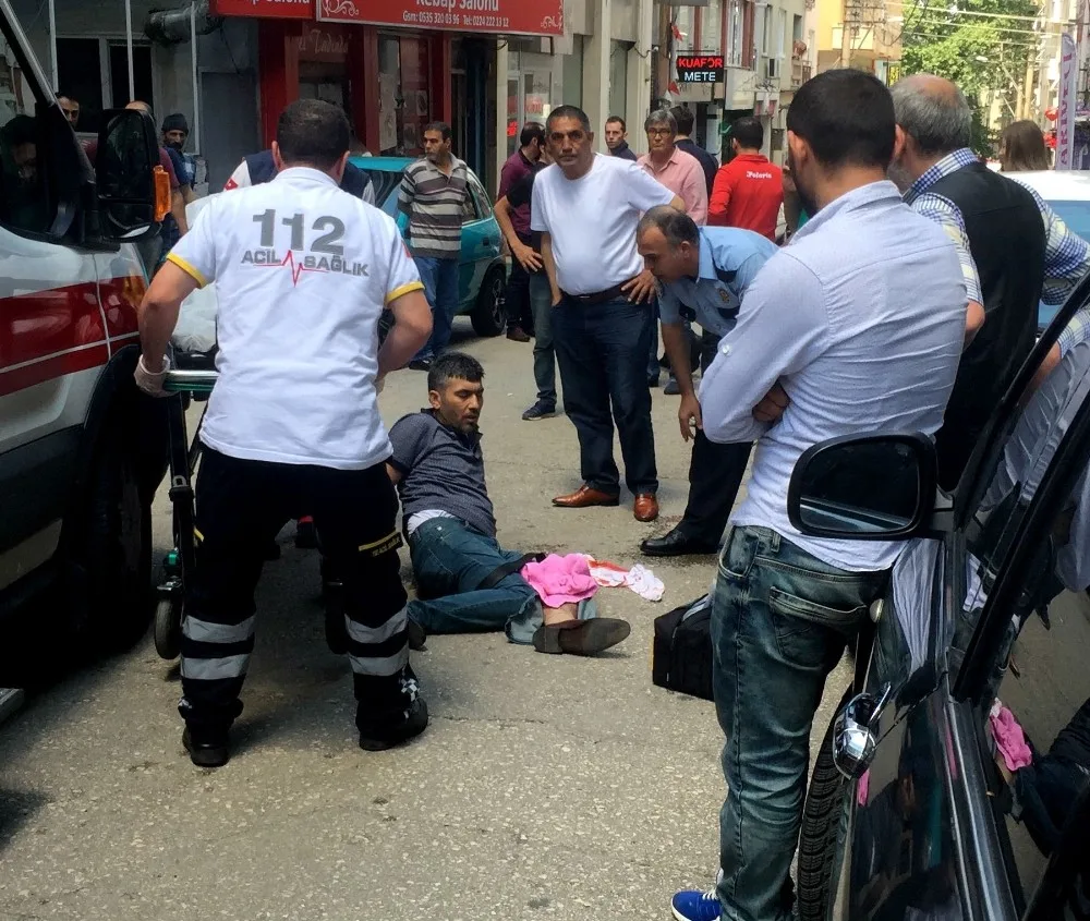 (Özel Haber) Bursada Sokak Ortasında Dehşet Kamerada...