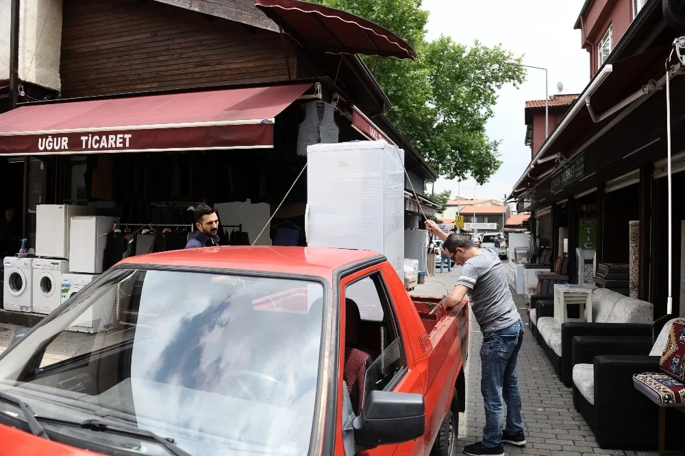 (Özel Haber) İkinci Elin Kalbi Bu Pazarda Atıyor
