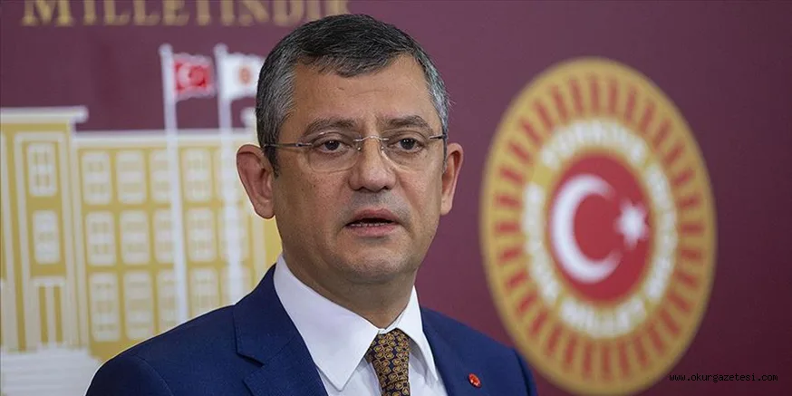 Özgür Özel'e, "CHP'den her çiftçiye bedava traktör" vaadi soruldu; yanıtı şaşkınlık yarattı: Çarpıcı olsun diye öyle yazdık