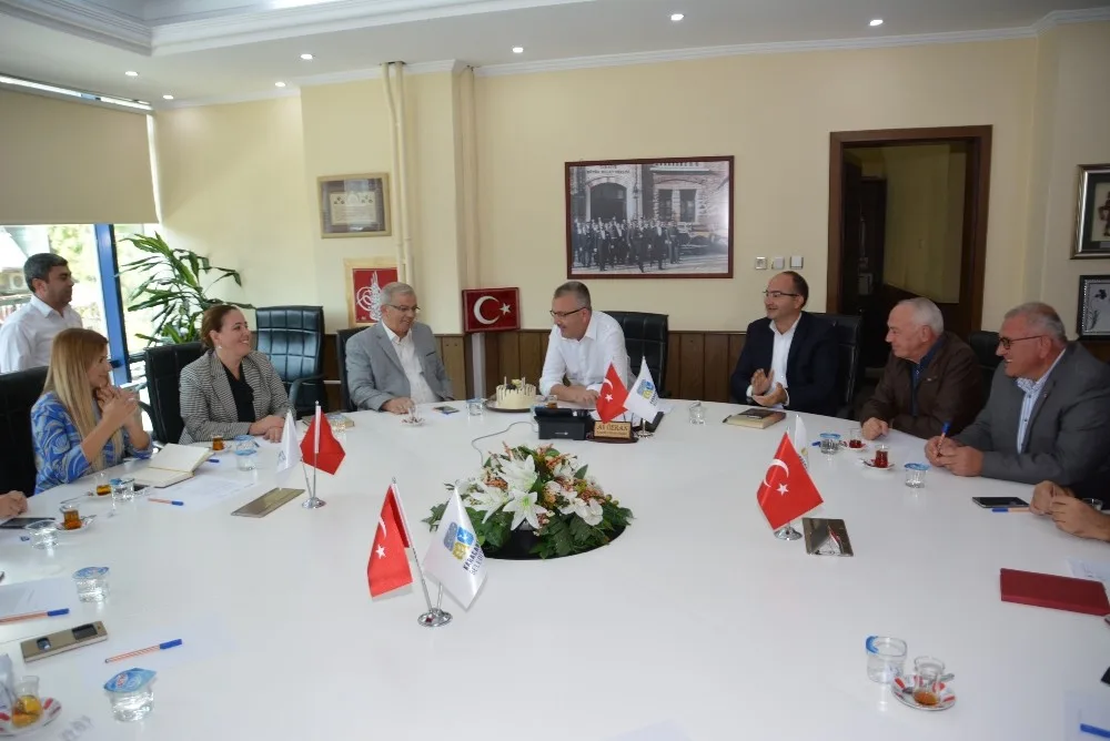 Özkana Çifte Doğum Günü Sürprizi