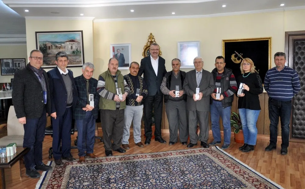 Özkandan Kunduracılara Plaket