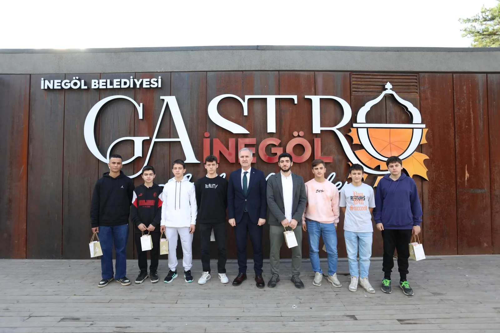 Başkan Taban Paten Futbolu Dünya Şampiyonlarını ağırladı