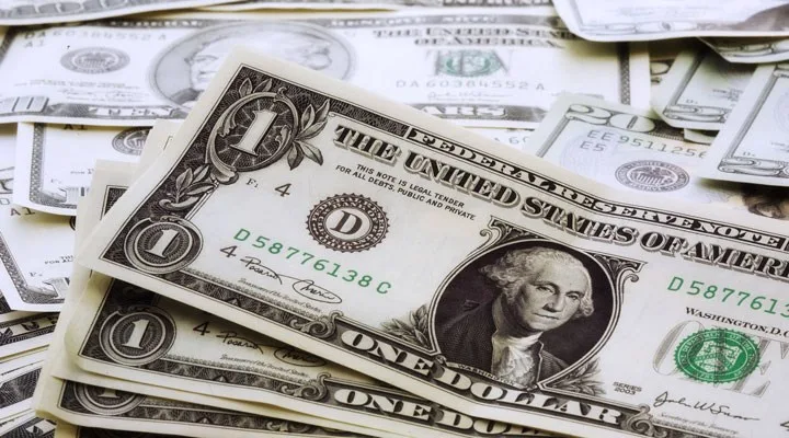 Dolar, euro ve altın güne rekorla başladı