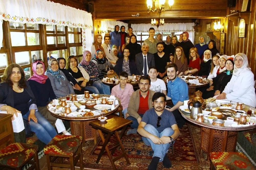 Referandum Yorgunluğunu Saitabatta Attılar