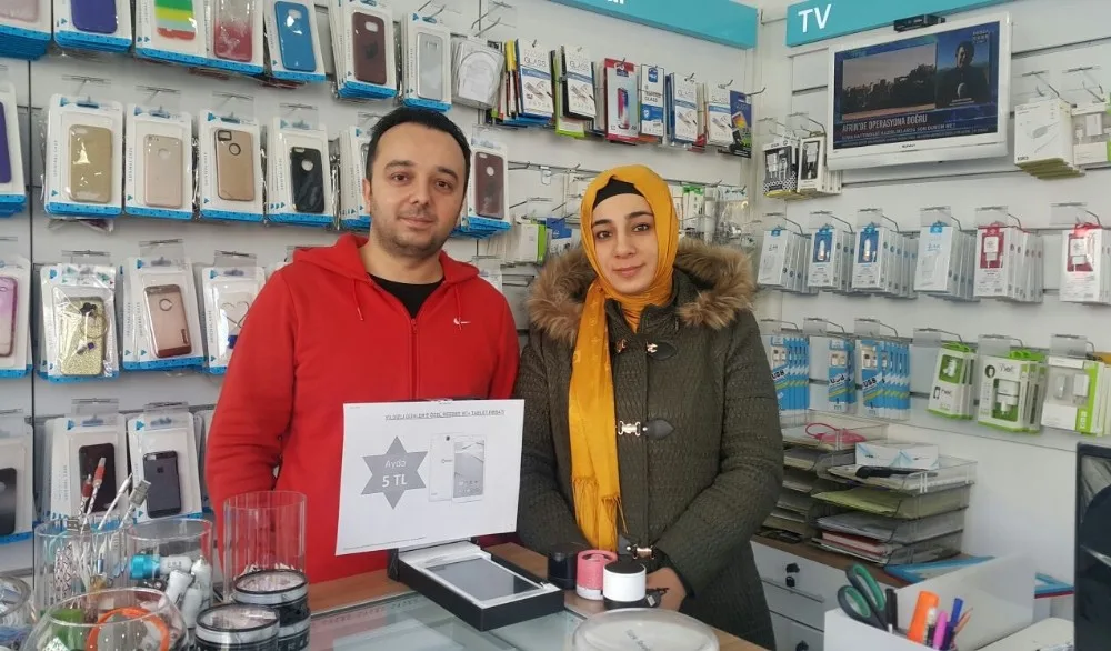 Sadaka Kutusu Çalarken Güvenlik Kameralarına Takılan Hırsız Yakalandı