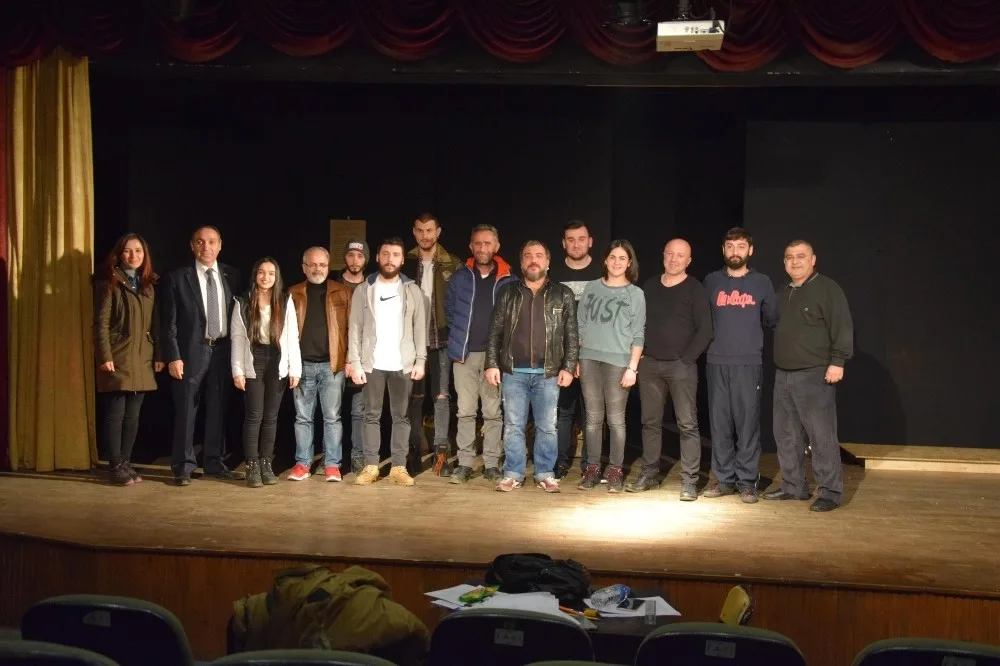 Sadri Alışık Tiyatro Ve Sinema Oyuncu Ödülleri ‘Jüri Özel Ödülüne Bulancak Sanat Tiyatrosu Layık Görüldü